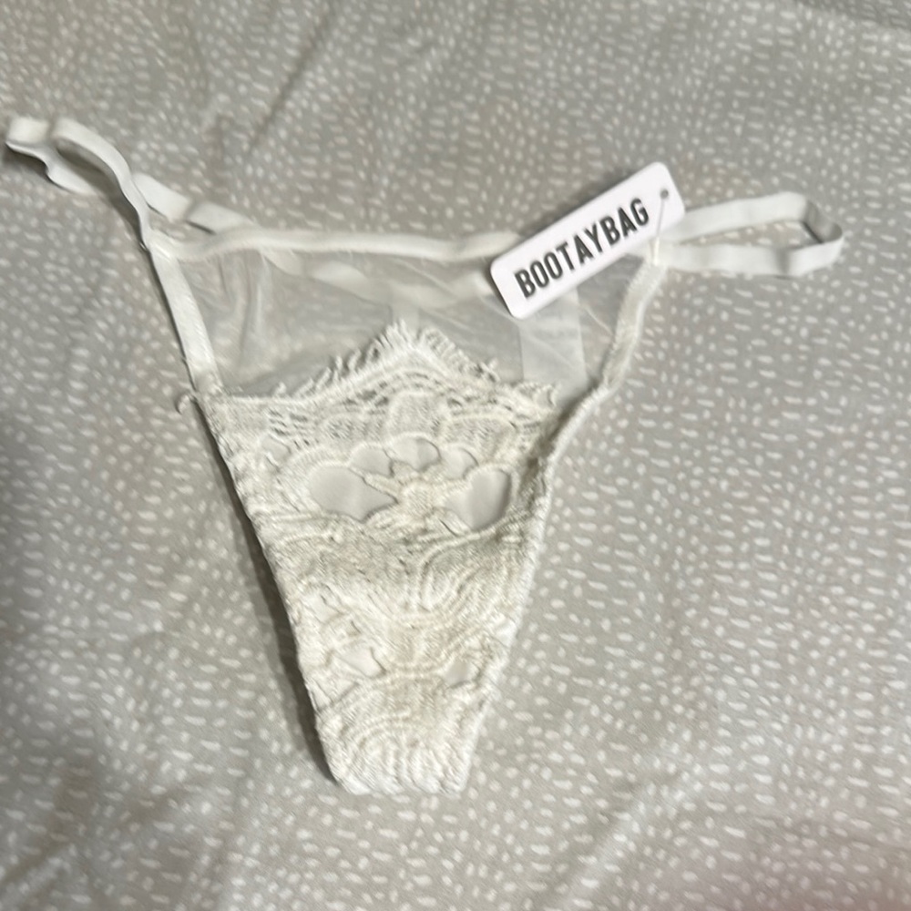 BootayBag White Lace Thong